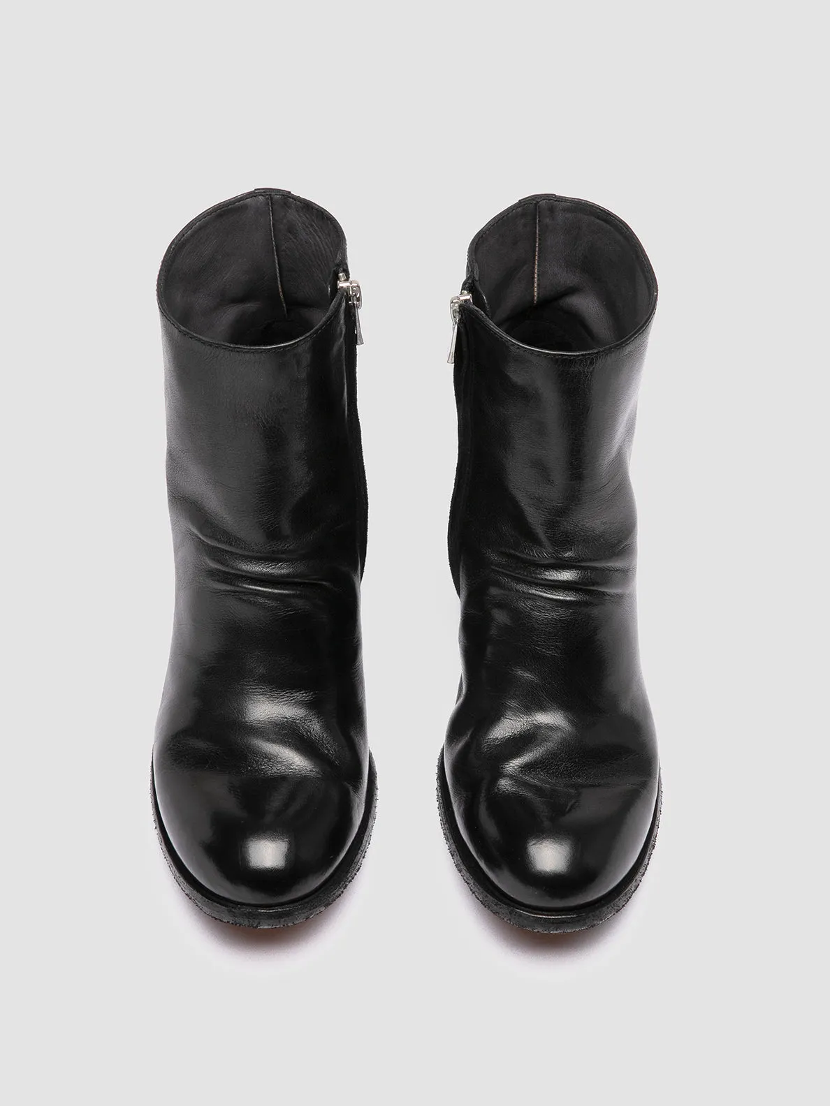 GODEAU 001 - Black Leather Zipped Boots