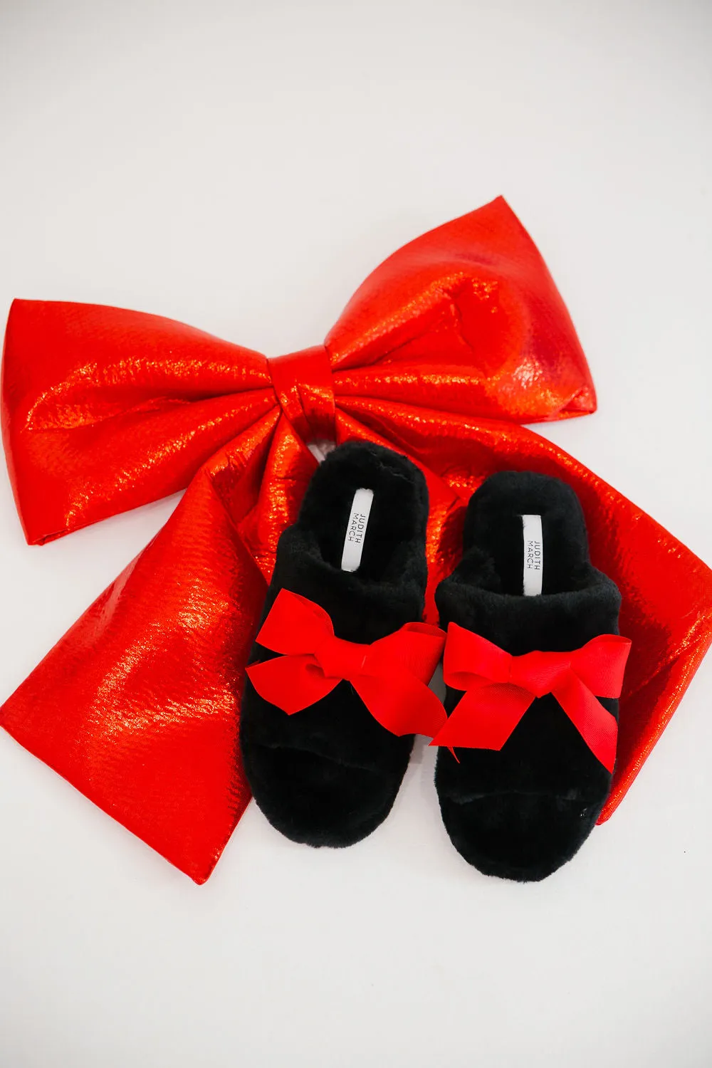 HOLIDAY SEASON BLACK SLIPPERS