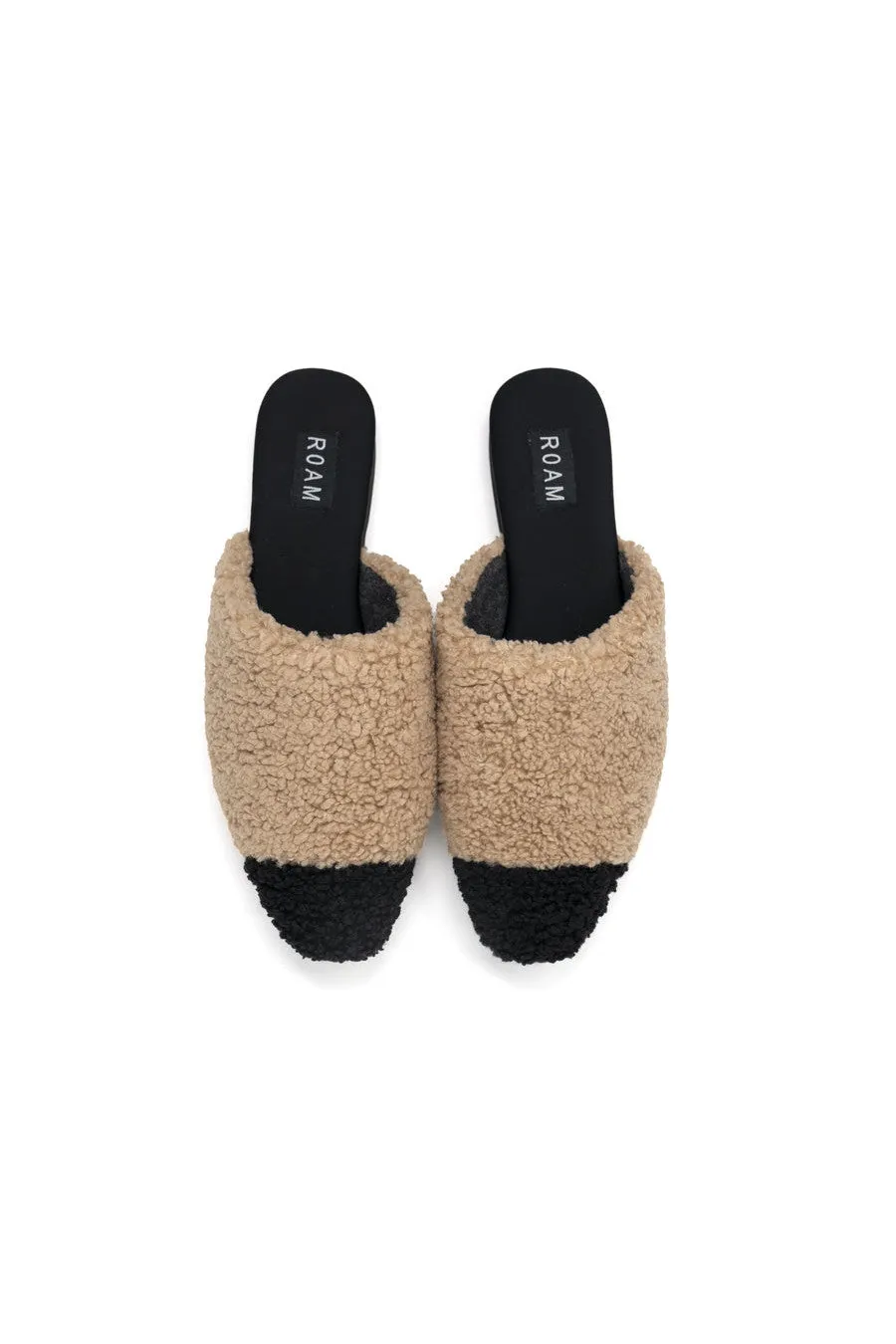 Roam Fuzzy Cap Mule in Beige Black Faux Shearling