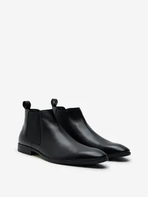 SOLEPLAY Black Solid Chelsea Boots