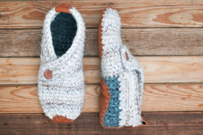 Sunday Slippers Crochet Pattern