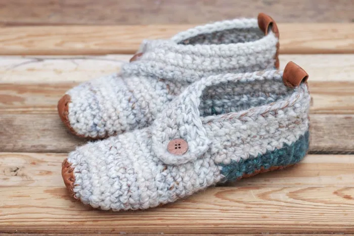 Sunday Slippers Crochet Pattern