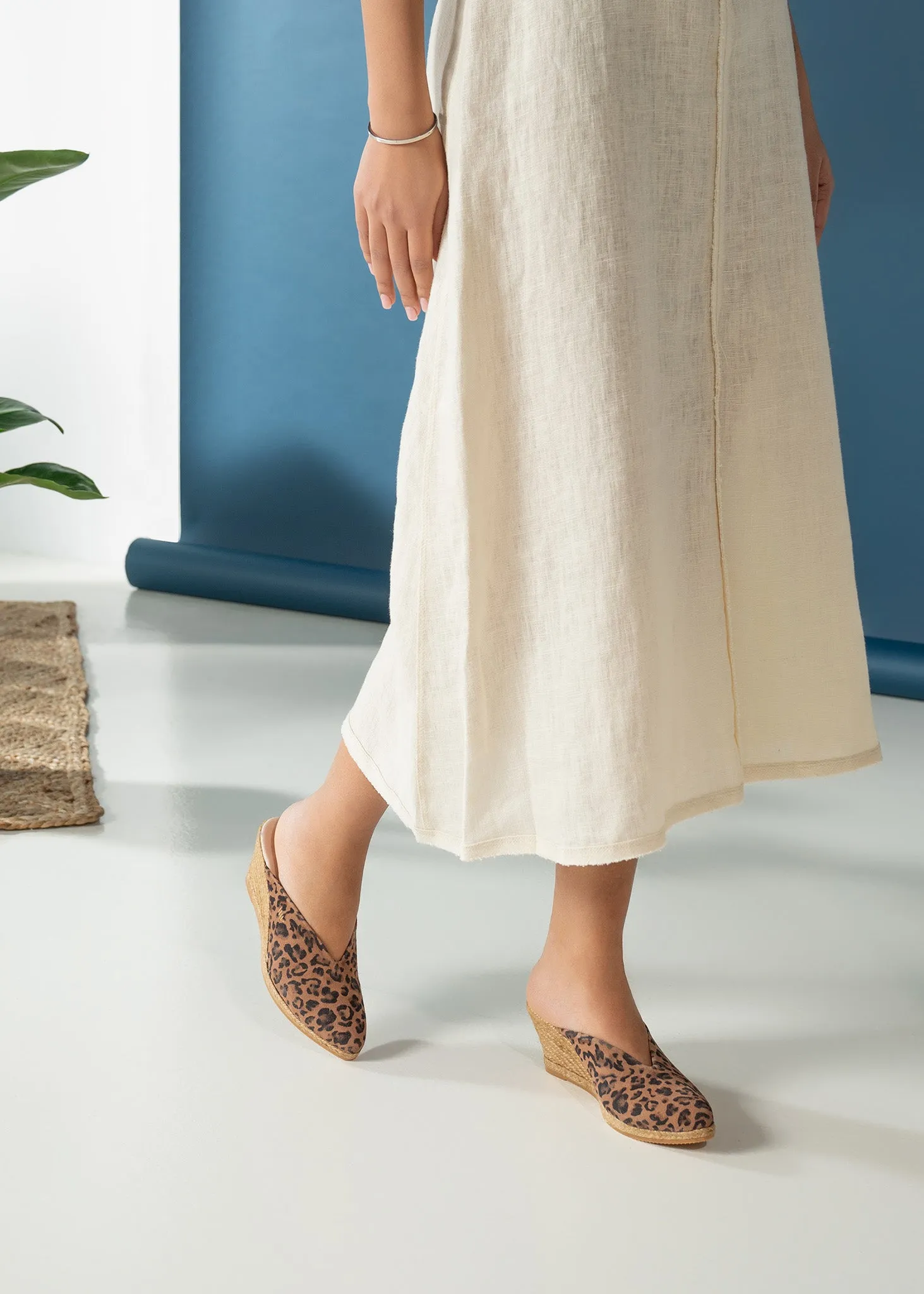 Truja Limited Edition Suede Espadrille Mule Wedges