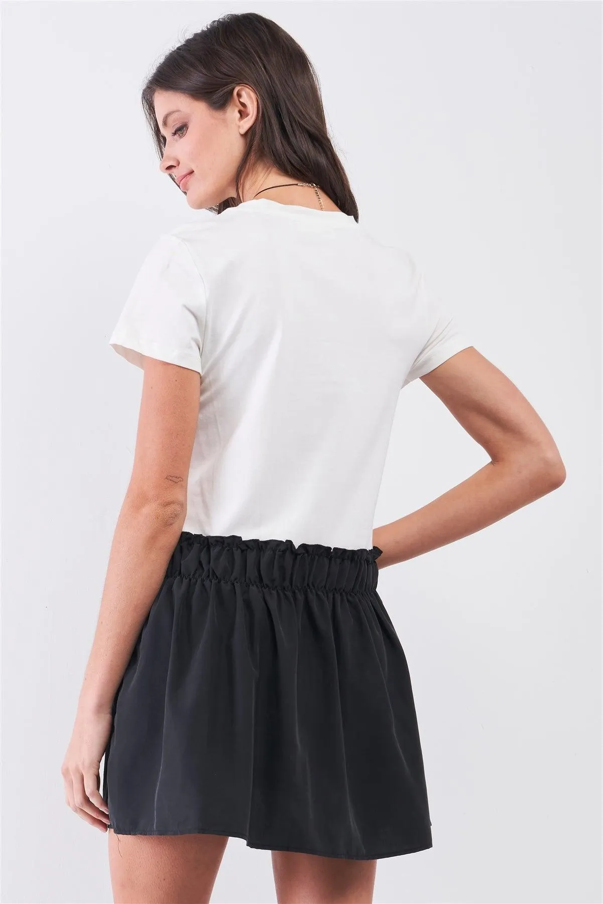 White & Black Short Sleeve Round Neck Dropped Waist Elastic Shirred Detail T-Shirt Mini Dress /1-2-2