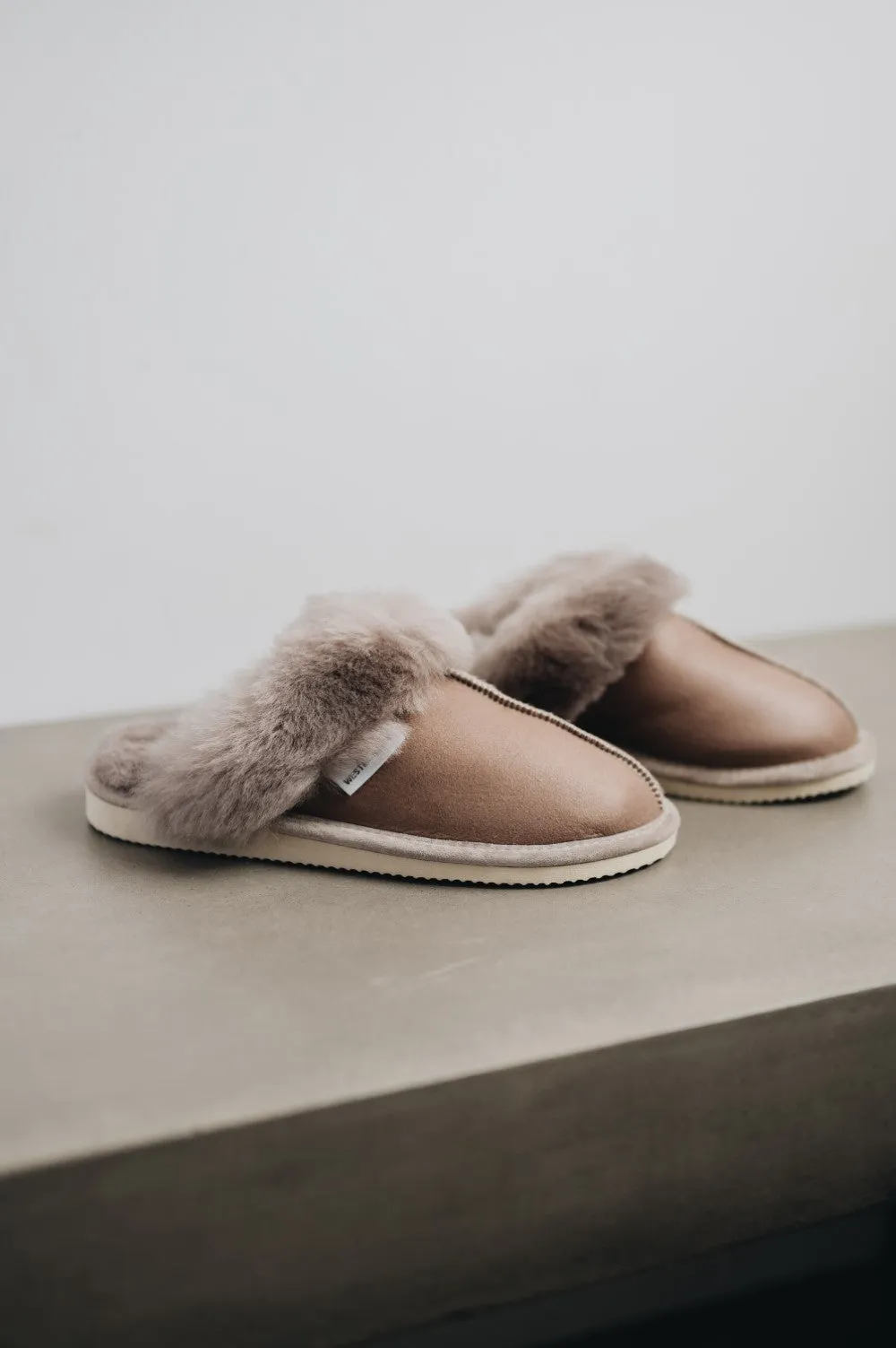 Women's Sheepskin Mule Slippers | GWEN