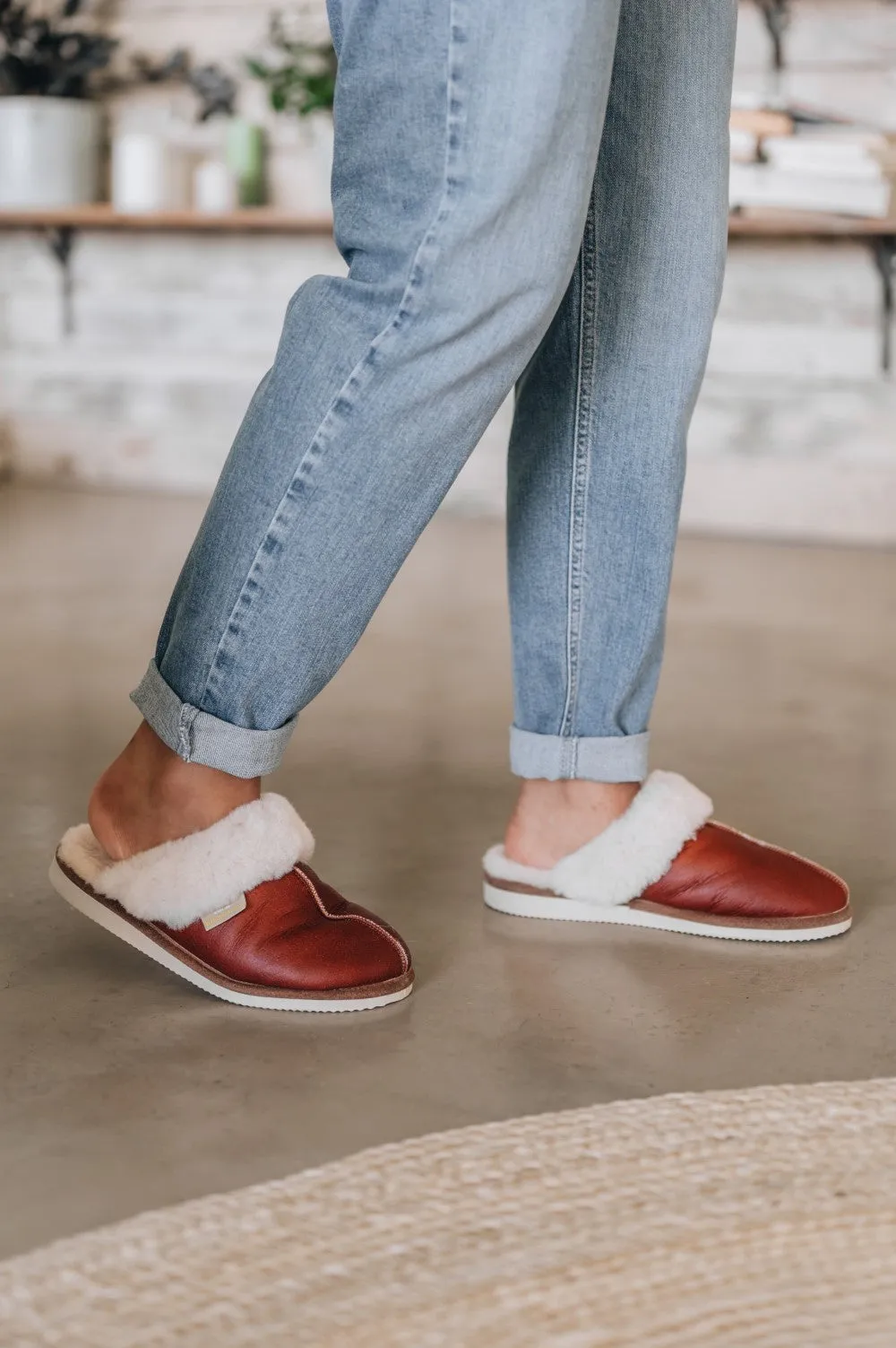 Women's Sheepskin Mule Slippers | GWEN